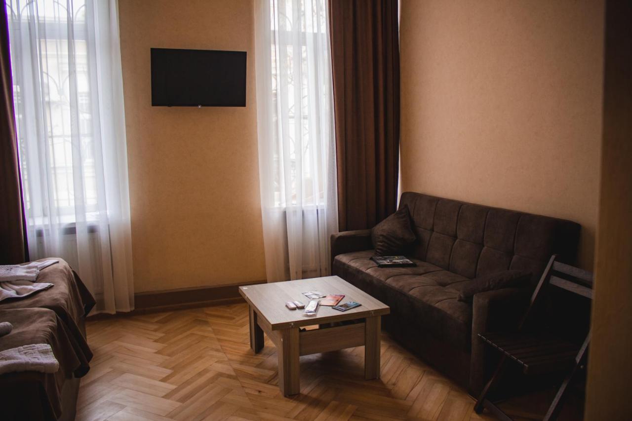 4 Rooms Tbilissi Extérieur photo